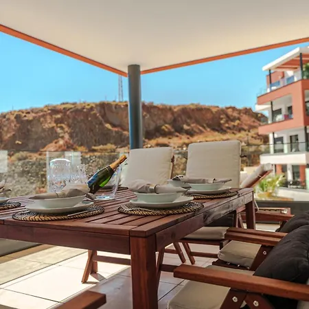 Stunning Modern In Middel Views Higueron Apartment